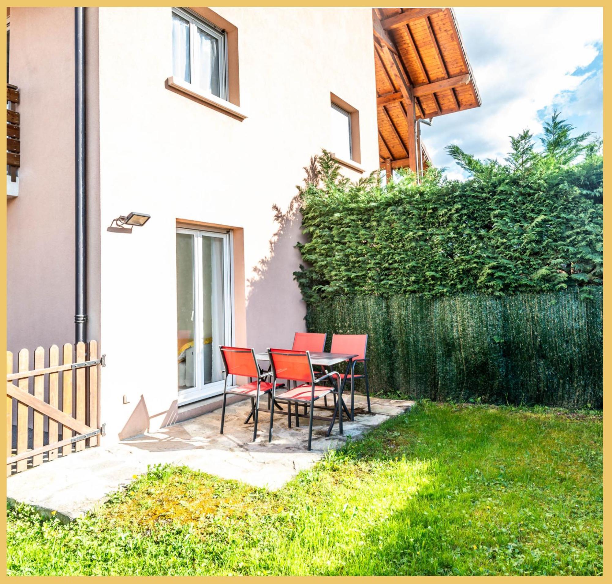 Appartement Le Blansin Saint-Pierre-en-Faucigny Exterior foto